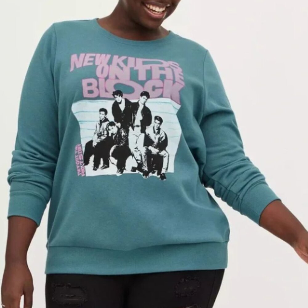 Torrid New Kids on the Block Sweatshirt Size 4